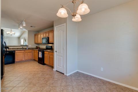 5863 S Simple Way, Gilbert, AZ 85298 photo 8
