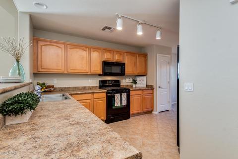 5863 S Simple Way, Gilbert, AZ 85298 photo 12