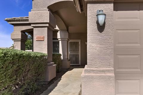 4204 E Tether Trl, Phoenix, AZ 85050 photo 3