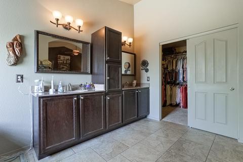 4204 E Tether Trl, Phoenix, AZ 85050 photo 24