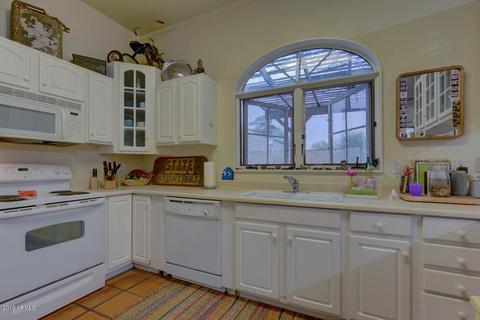 1835 E Randall Dr, Tempe, AZ 85281 photo 4