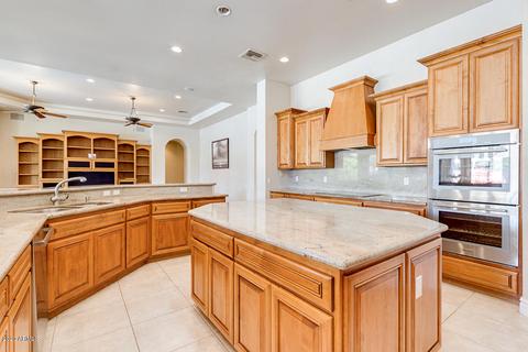 3928 E Minton Cir, Mesa, AZ 85215 photo 3