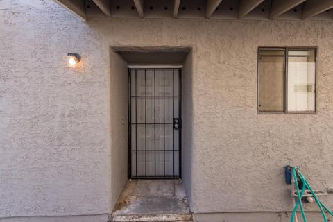 406 E Cullumber Ave #B, Gilbert, AZ 85234 photo 2