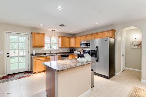 114 S Cholla St, Gilbert, AZ 85233 photo 10
