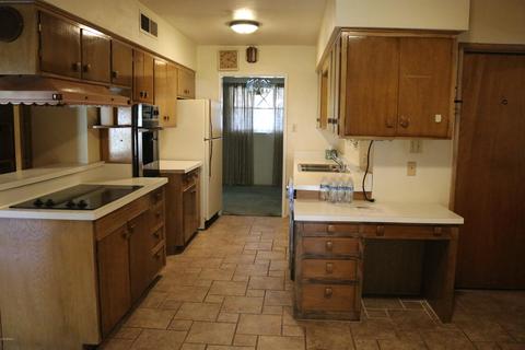 316 E Berridge Ln, Phoenix, AZ 85012 photo 2