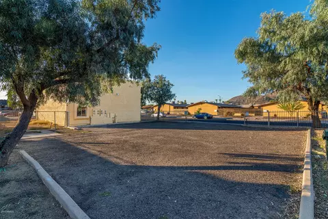 9647 N 10th Ave, Phoenix, AZ 85021 photo 6