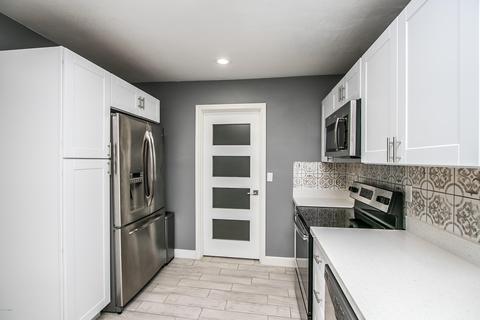 4630 N 12th Pl, Phoenix, AZ 85014 photo 10