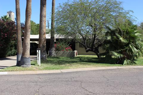 1322 Earll Dr, Phoenix, AZ 85014 photo 1