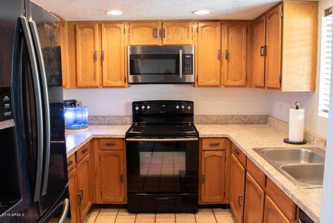 8231 N 21st Dr #E204, Phoenix, AZ 85021 photo 4