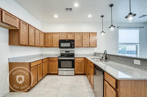 10335 E Hawk Ave, Mesa, AZ 85212 photo 2