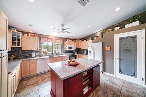 5101 E Tamblo Dr, Phoenix, AZ 85044 photo 8