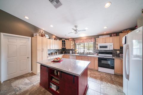 5101 E Tamblo Dr, Phoenix, AZ 85044 photo 9