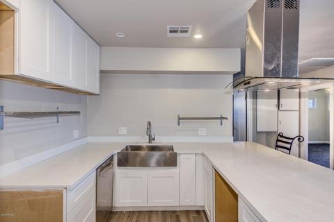 9420 N 4th Ave, Phoenix, AZ 85021 photo 5