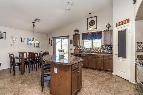 7210 W Getty Dr, Phoenix, AZ 85043 photo 9