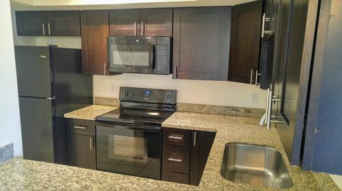 948 E Diamond Dr, Tempe, AZ 85283 photo 4