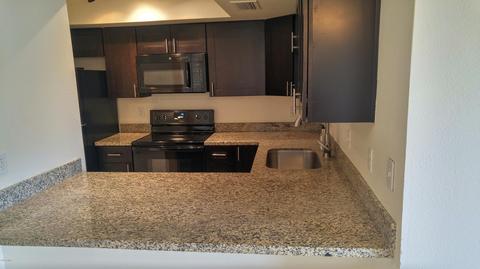 948 E Diamond Dr, Tempe, AZ 85283 photo 1