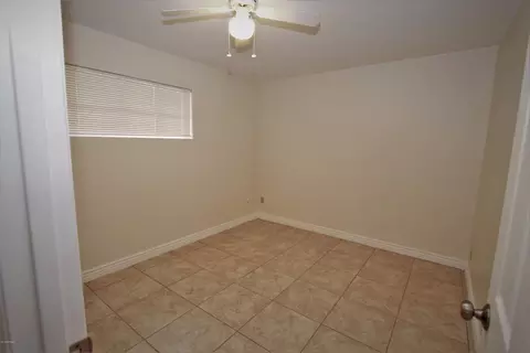1221 E Highland Ave, Phoenix, AZ 85014 photo 7