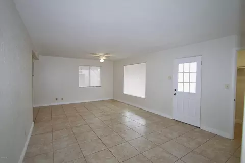 1221 E Highland Ave, Phoenix, AZ 85014 photo 2