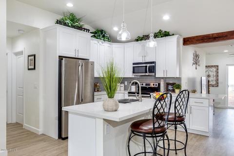 520 E Flynn Ln, Phoenix, AZ 85012 photo 11