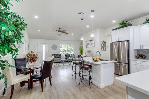 520 E Flynn Ln, Phoenix, AZ 85012 photo 10