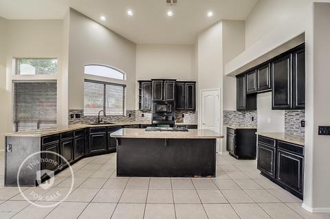 7535 E Sandia Cir, Mesa, AZ 85207 photo 3