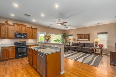 3572 E Geronimo Ct, Gilbert, AZ 85295 photo 2