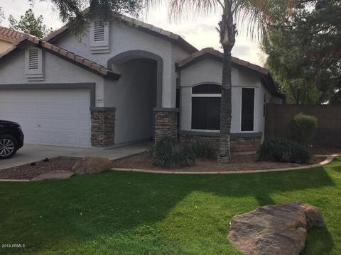 2449 E Jasper Dr, Gilbert, AZ 85296 photo 1