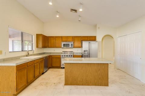 13601 S 37th Pl, Phoenix, AZ 85044 photo 17