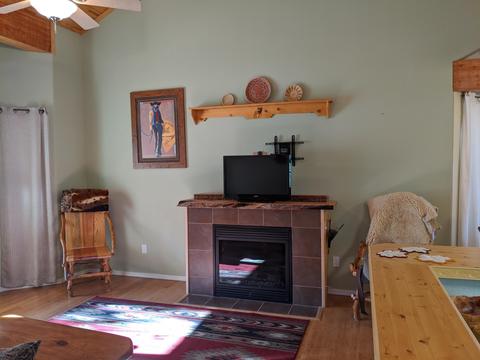 3373 Pine Cone Dr, Overgaard, AZ 85933 photo 9