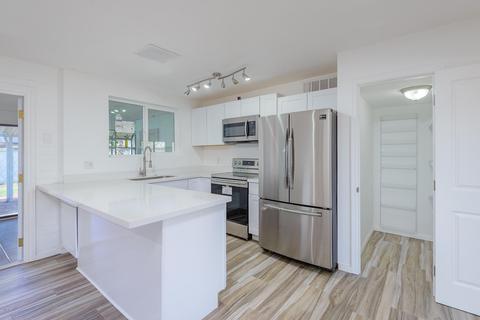 3334 N 39th Dr, Phoenix, AZ 85019 photo 10