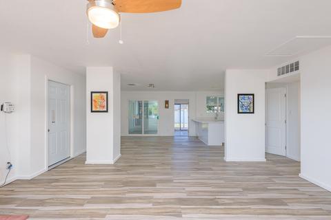 3334 N 39th Dr, Phoenix, AZ 85019 photo 34