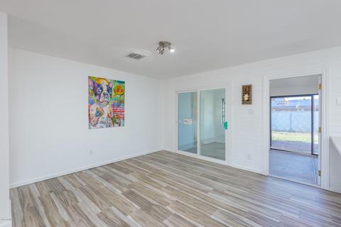 3334 N 39th Dr, Phoenix, AZ 85019 photo 12
