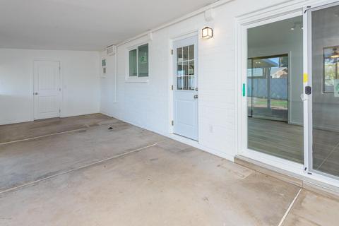 3334 N 39th Dr, Phoenix, AZ 85019 photo 20