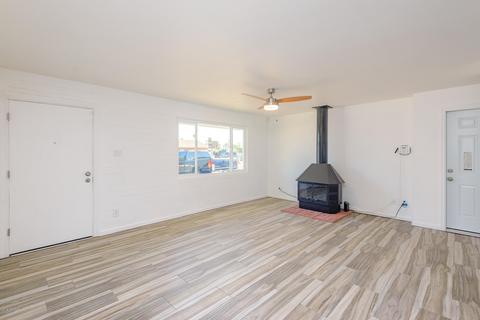 3334 N 39th Dr, Phoenix, AZ 85019 photo 5