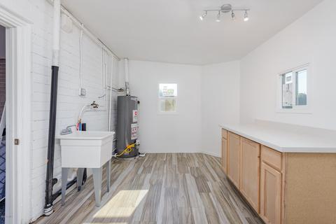3334 N 39th Dr, Phoenix, AZ 85019 photo 18
