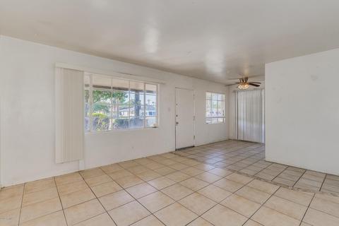 2426 E Clarendon Ave, Phoenix, AZ 85016 photo 3