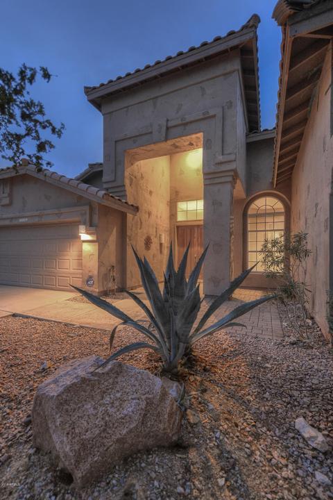 2006 E Granite View Dr, Phoenix, AZ 85048 photo 2