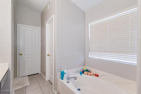823 W Shellfish Dr, Gilbert, AZ 85233 photo 21