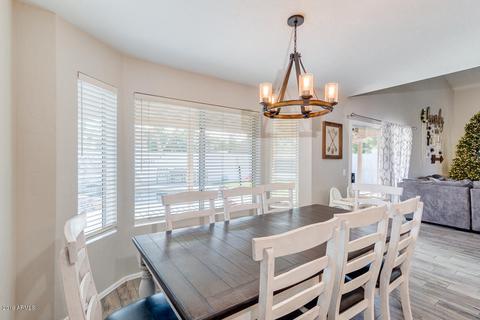 823 W Shellfish Dr, Gilbert, AZ 85233 photo 9
