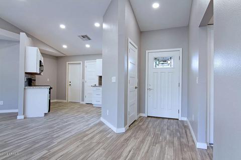 5036 E Keresan St, Phoenix, AZ 85044 photo 4