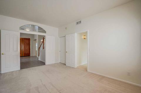 1483 E Horseshoe Ave, Gilbert, AZ 85296 photo 2