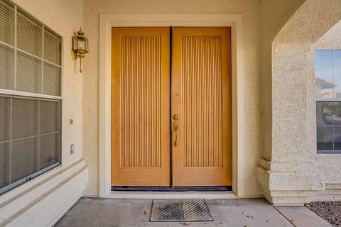 1483 E Horseshoe Ave, Gilbert, AZ 85296 photo 3