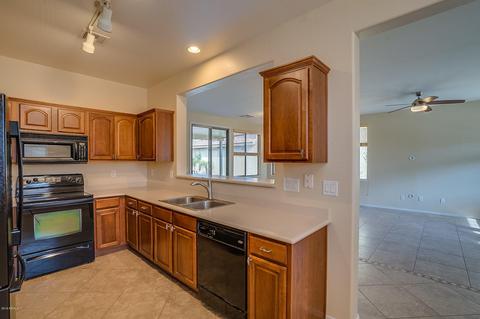 3626 E Hyatt Ln, Gilbert, AZ 85295 photo 7