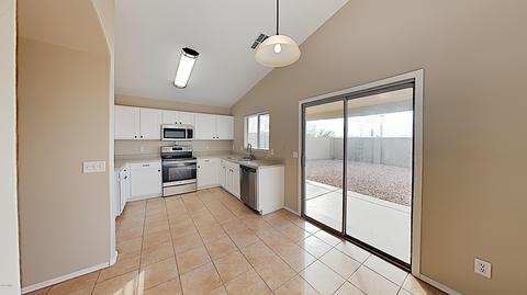 1049 E Greenlee Ave, Apache Junction, AZ 85119 photo 4