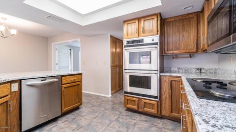 7616 S Willow Dr, Tempe, AZ 85284 photo 5