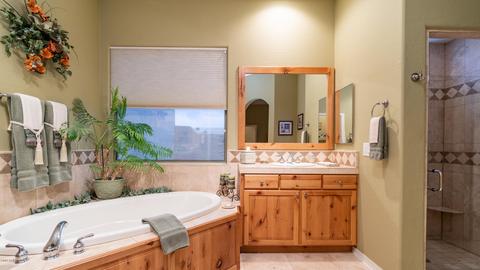 231 E Desert Hills Dr, Phoenix, AZ 85086 photo 33