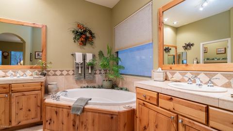 231 E Desert Hills Dr, Phoenix, AZ 85086 photo 34