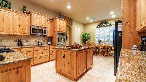 231 E Desert Hills Dr, Phoenix, AZ 85086 photo 6