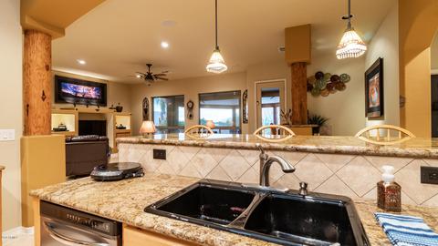 231 E Desert Hills Dr, Phoenix, AZ 85086 photo 23