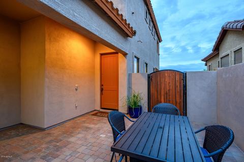 8658 E Ivy St, Mesa, AZ 85207 photo 4